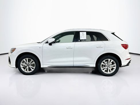 Used 2024 Audi Q3 2.0T Premium AWD/4WD image 4