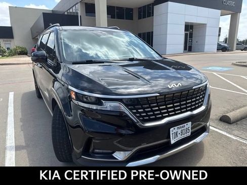 Used 2023 Kia Carnival SX FWD image 2