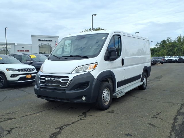 Used 2025 RAM ProMaster 2500 w/ U-Haul Equipment Group FWD image 3