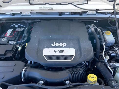 Used 2017 Jeep Wrangler Unlimited Sport w/ Quick Order Package 24S image 32