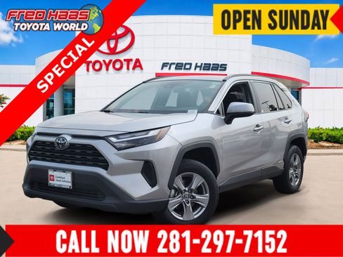 Certified 2025 Toyota RAV4 XLE w/ Convenience Package AWD/4WD image 1