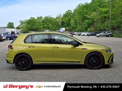 Used 2023 Volkswagen GTI 40th Anniversary Edition FWD image 9