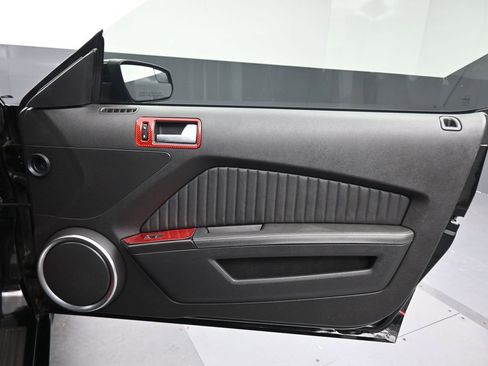 Used 2012 Ford Mustang Shelby GT500 w/ SVT Performance Pkg image 30