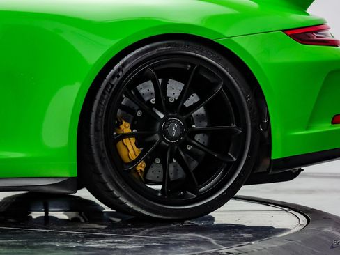 Used 2018 Porsche 911 GT3 RWD image 82
