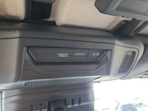 Used 2025 Jeep Wrangler Willys image 25