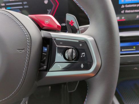 Used 2026 BMW M5 w/ Executive Package image 20