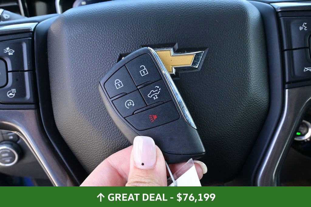 Used 2026 Chevrolet Silverado 3500 High Country w/ High Country Premium Package AWD/4WD image 39