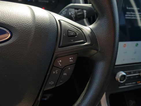 Used 2024 Ford Edge SE image 22