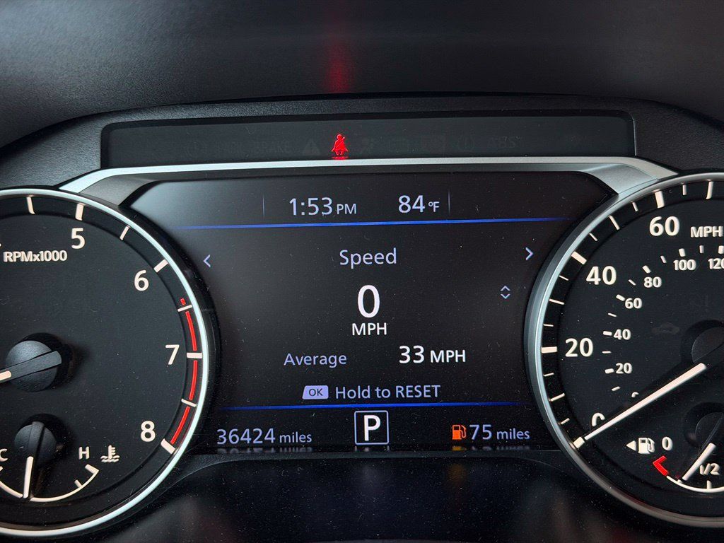 Used 2025 Nissan Altima 2.5 SV FWD image 32