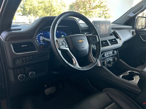 Used 2024 Chevrolet Suburban Premier image 14