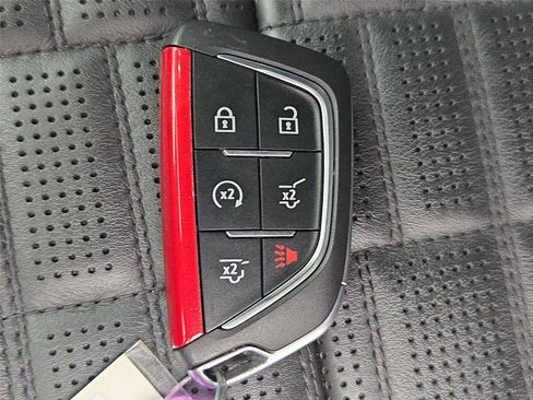 Used 2024 Cadillac Escalade V AWD/4WD image 33