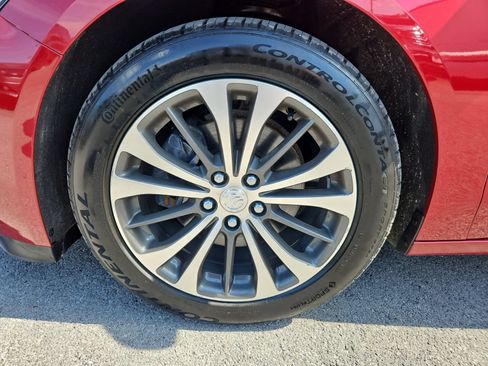 Used 2018 Buick LaCrosse Essence FWD image 12