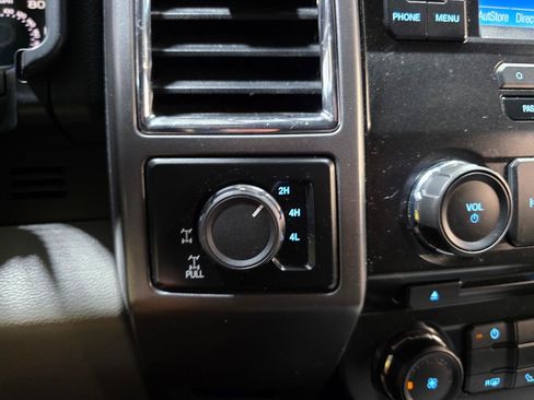 Used 2015 Ford F150 XLT w/ Equipment Group 301A Mid AWD/4WD image 33