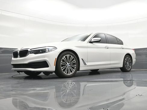 Used 2019 BMW 530i w/ Convenience Package RWD image 23