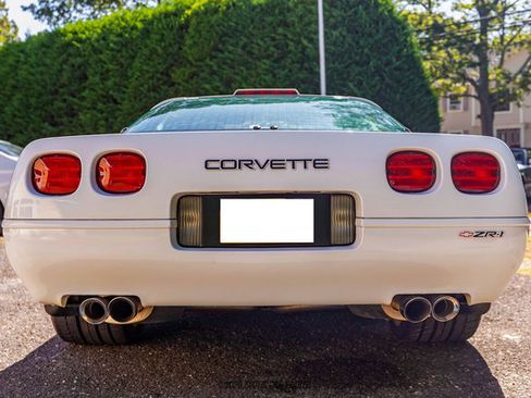 Used 1991 Chevrolet Corvette ZR-1 image 7
