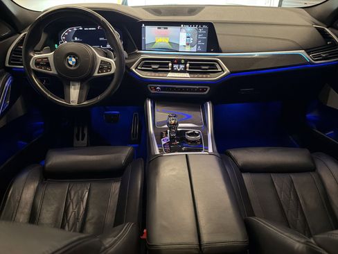 Used 2022 BMW X6 M50i w/ Executive Package image 15