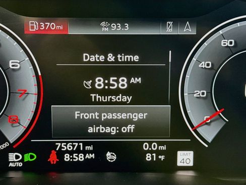 Used 2019 Audi Q8 Prestige AWD/4WD image 18