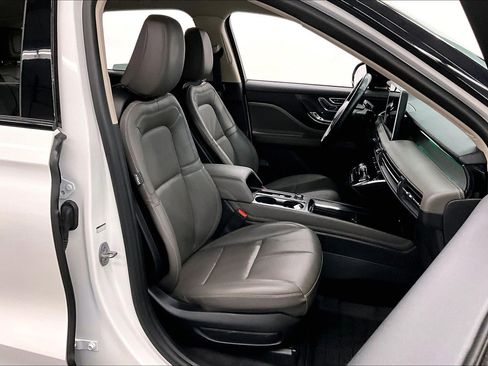 Used 2023 Lincoln Corsair Reserve w/ Jet Appearance Package AWD/4WD image 8
