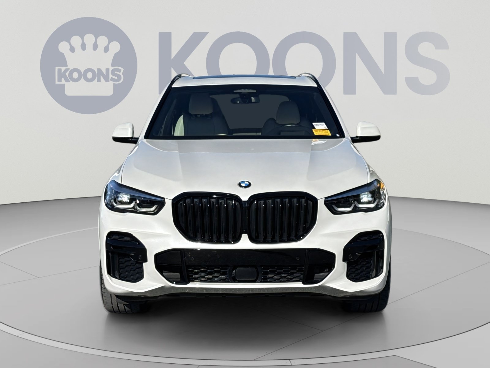 Used 2022 BMW X5 xDrive40i w/ M Sport Package AWD/4WD image 4