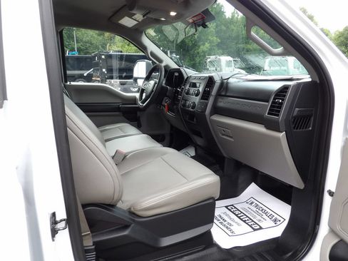 Used 2017 Ford F450 XL RWD image 45