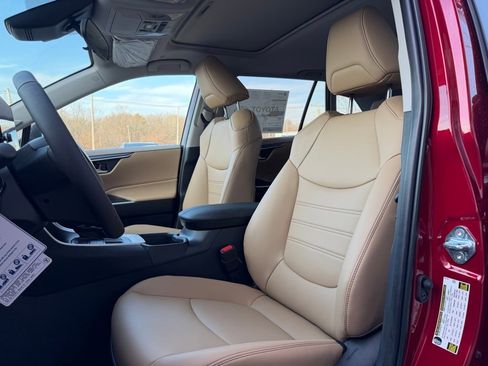New 2025 Toyota RAV4 XLE Premium image 8