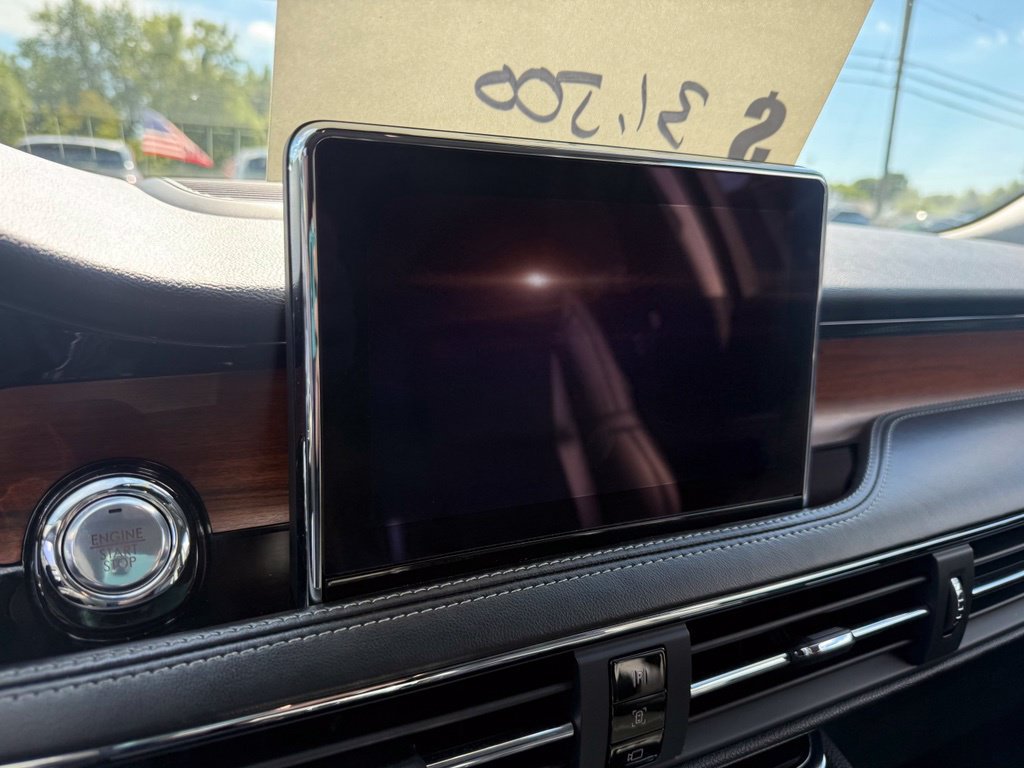 Certified 2022 Lincoln Corsair Reserve AWD/4WD image 16