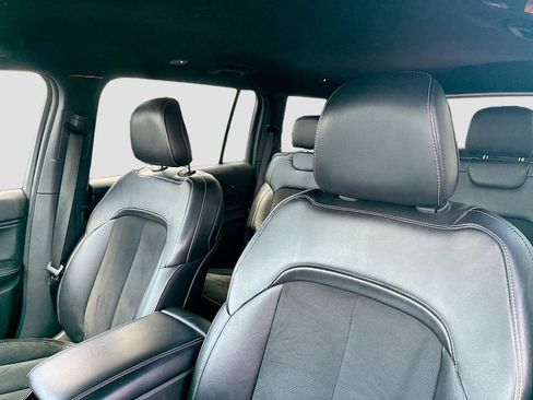 Used 2022 Jeep Grand Cherokee L Laredo image 12