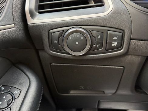 Used 2024 Ford Edge SEL w/ Convenience Package image 27