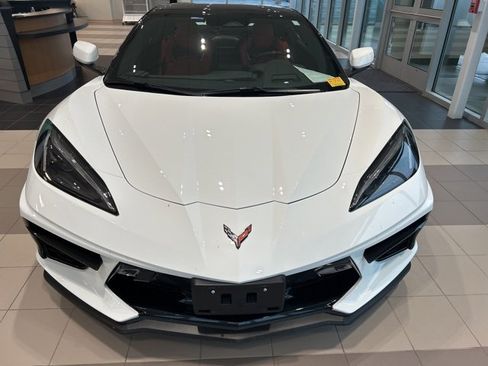 Used 2024 Chevrolet Corvette Stingray Premium Conv w/ Z51 Performance Package image 2