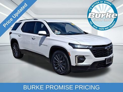 Certified 2023 Chevrolet Traverse RS w/ LPO, Floor Liner Package AWD/4WD image 1