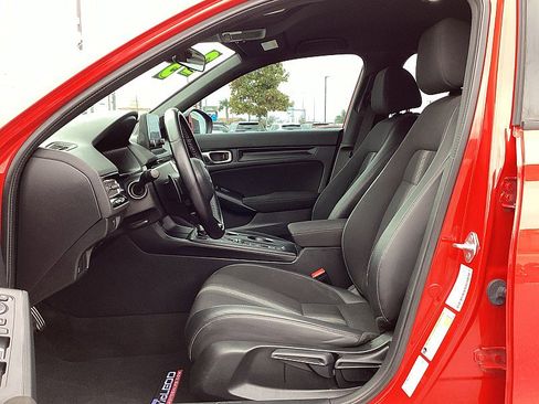 Used 2023 Honda Civic Sport image 9