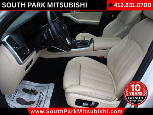 Used 2021 BMW X7 xDrive40i w/ Premium Package AWD/4WD image 11