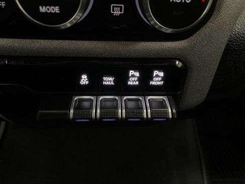 Used 2023 RAM 1500 Big Horn AWD/4WD image 25
