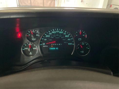 Used 2017 GMC Savana 3500 image 18