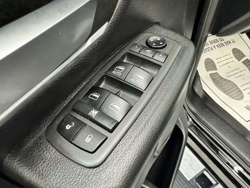 Used 2021 RAM 1500 Big Horn AWD/4WD image 10