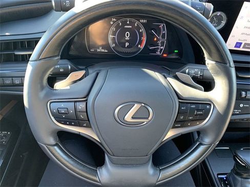Used 2024 Lexus ES 350 Ultra Luxury image 19