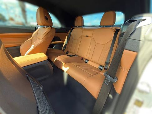 Used 2022 BMW M440i Convertible RWD image 17