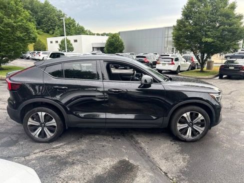Used 2023 Volvo C40 P8 Recharge Plus w/ Protection Package Premier AWD/4WD image 7