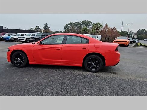 Used 2021 Dodge Charger SXT w/ Leather Interior Group image 28