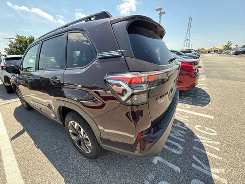 Certified 2026 Subaru Forester Premium AWD/4WD image 12