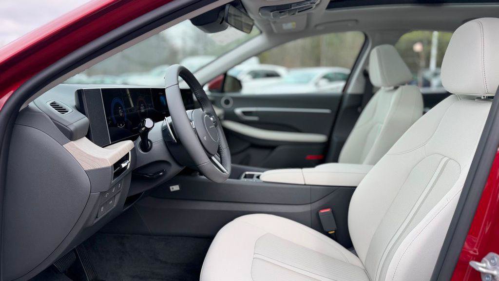 New 2026 Hyundai Sonata SEL FWD image 15