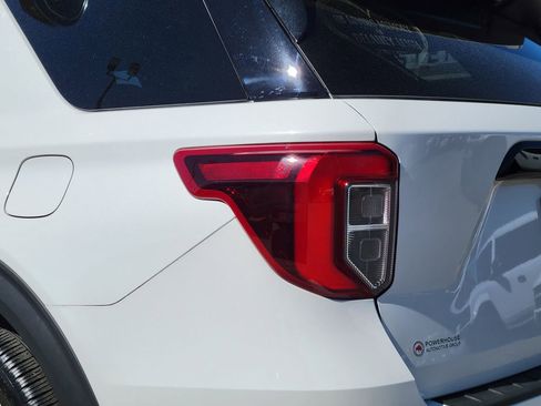 Used 2023 Ford Explorer ST w/ Equipment Group 401A image 11