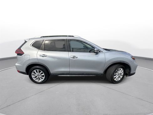 Used 2020 Nissan Rogue SV AWD/4WD image 5