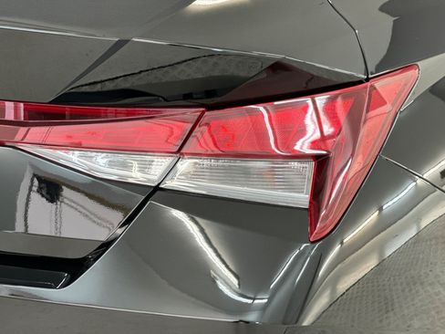 Used 2023 Hyundai Elantra SEL FWD image 29
