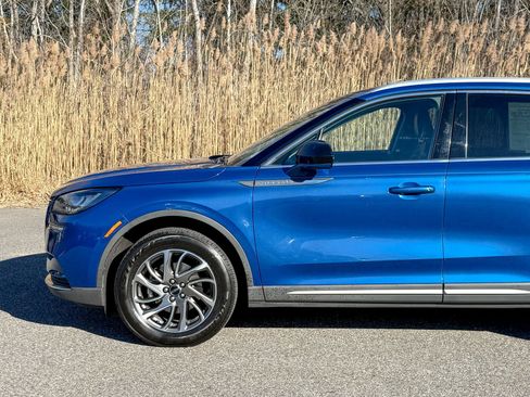 Used 2021 Lincoln Corsair AWD w/ Equipment Group 101A image 9