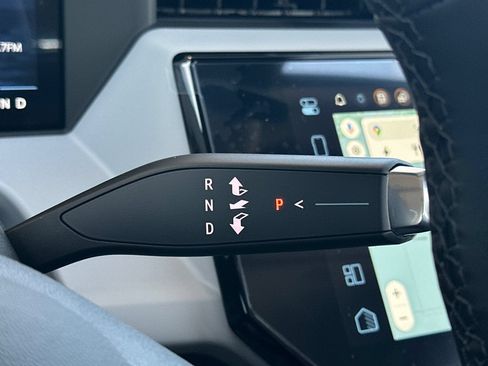 New 2027 Chevrolet Bolt LT w/ Comfort Package FWD image 22