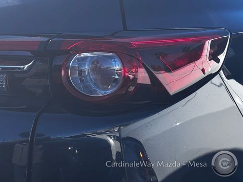 Used 2023 MAZDA CX-9 Touring image 8