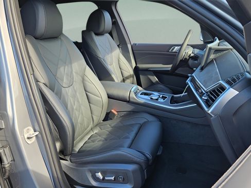 New 2026 BMW X5 sDrive40i w/ Premium Package image 16