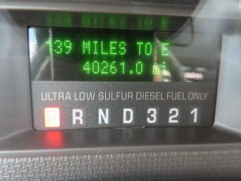Used 2010 Ford F550 4x4 Regular Cab Super Duty image 33