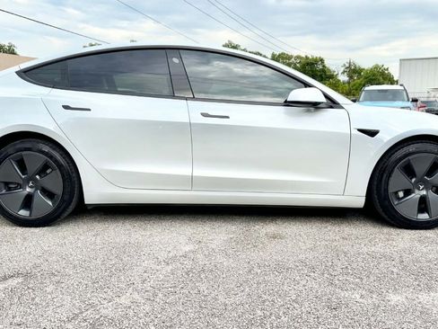 Used 2022 Tesla Model 3 Long Range AWD/4WD image 4